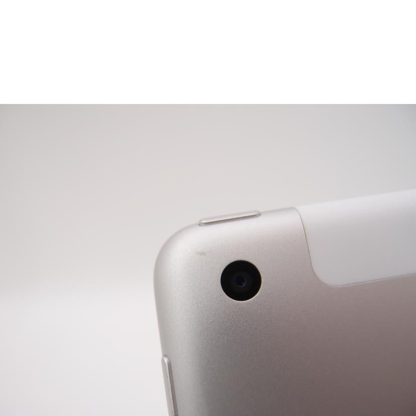 Apple アップル/iPad 第8世代 32GB シルバー/MYMJ2J/A//F6MDRDLWQ1KN/ABランク/69