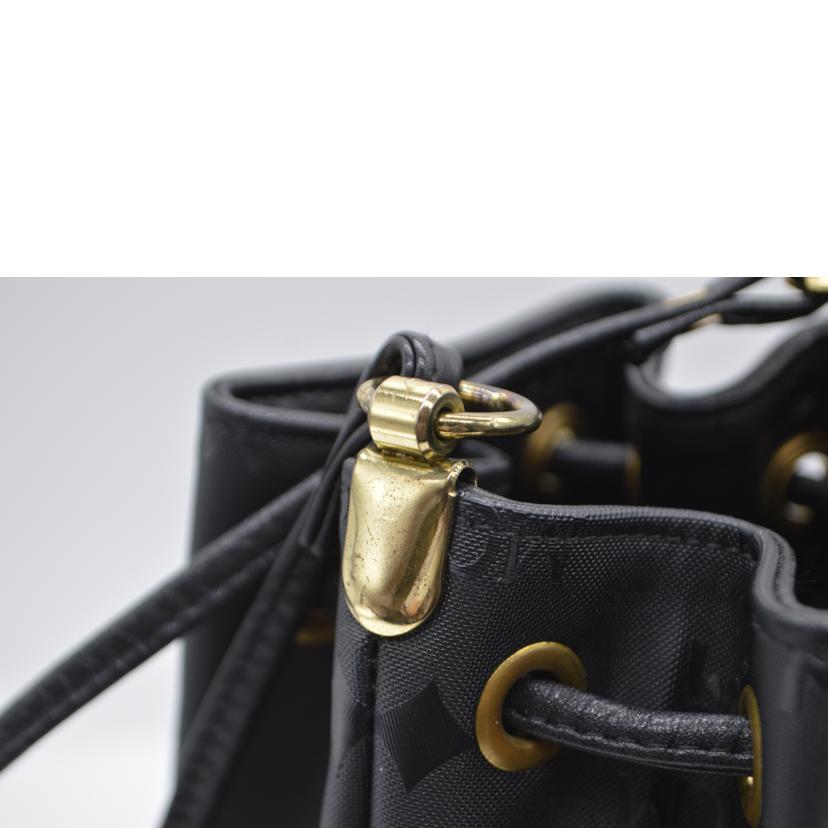 MCM エムシーエム/ロゴグラムドローストリングレザーショルダー/ノワール//ABランク/89