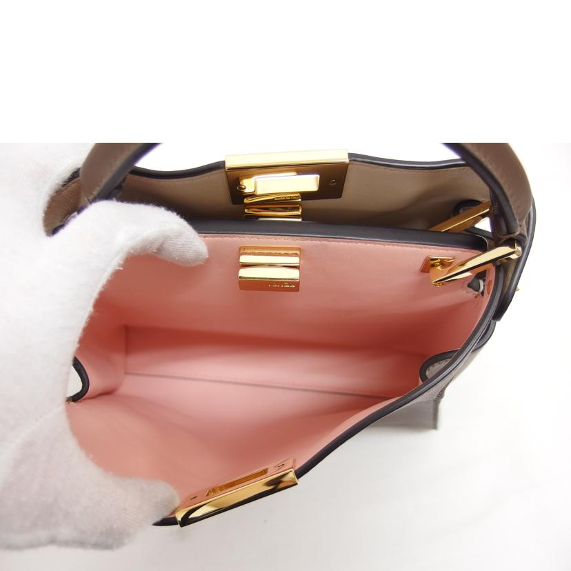 FENDI フェンディ/ピーカブー/アイコニックエッシェンシャリー2WAYバッグ/8BN302//199******/Aランク/04