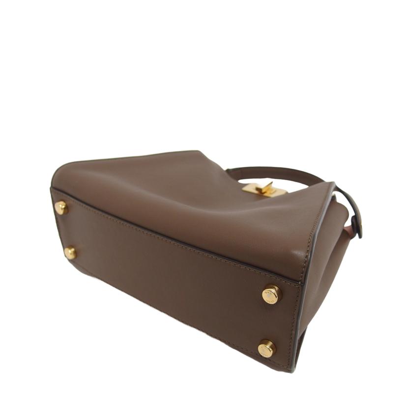 FENDI フェンディ/ピーカブー/アイコニックエッシェンシャリー2WAYバッグ/8BN302//199******/Aランク/04