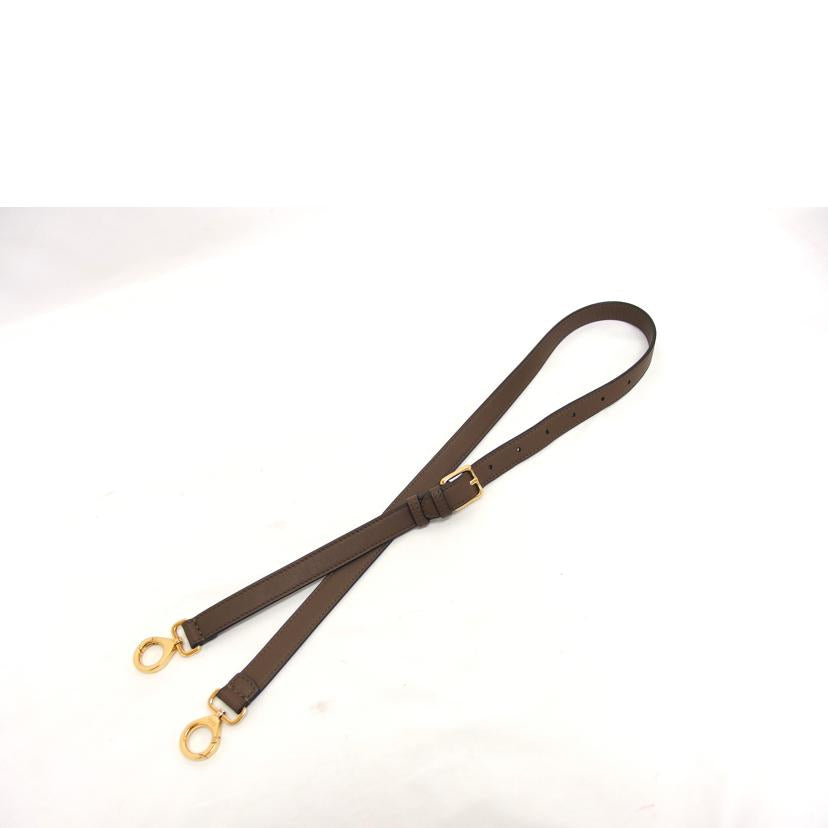 FENDI フェンディ/ピーカブー/アイコニックエッシェンシャリー2WAYバッグ/8BN302//199******/Aランク/04