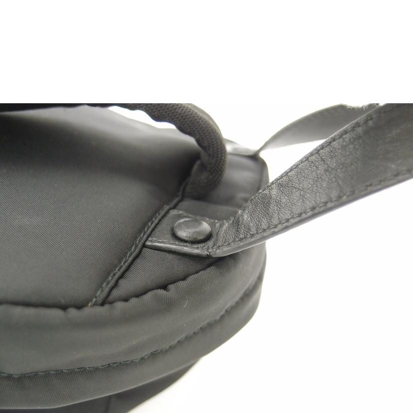 PRADA プラダ/ナイロンボディバッグ/ブラック//173/Aランク/69