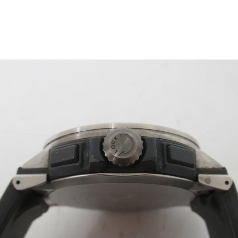 CASIO/メンズウォッチ/PROTREK/電波ソーラー/PRW-70//Cランク/63