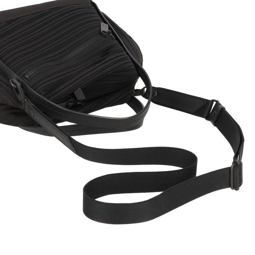 issey miyake イッセイミヤケ/2wayハンドバッグ/プリーツプリーズ/PP55AG551//7574090/ABランク/93