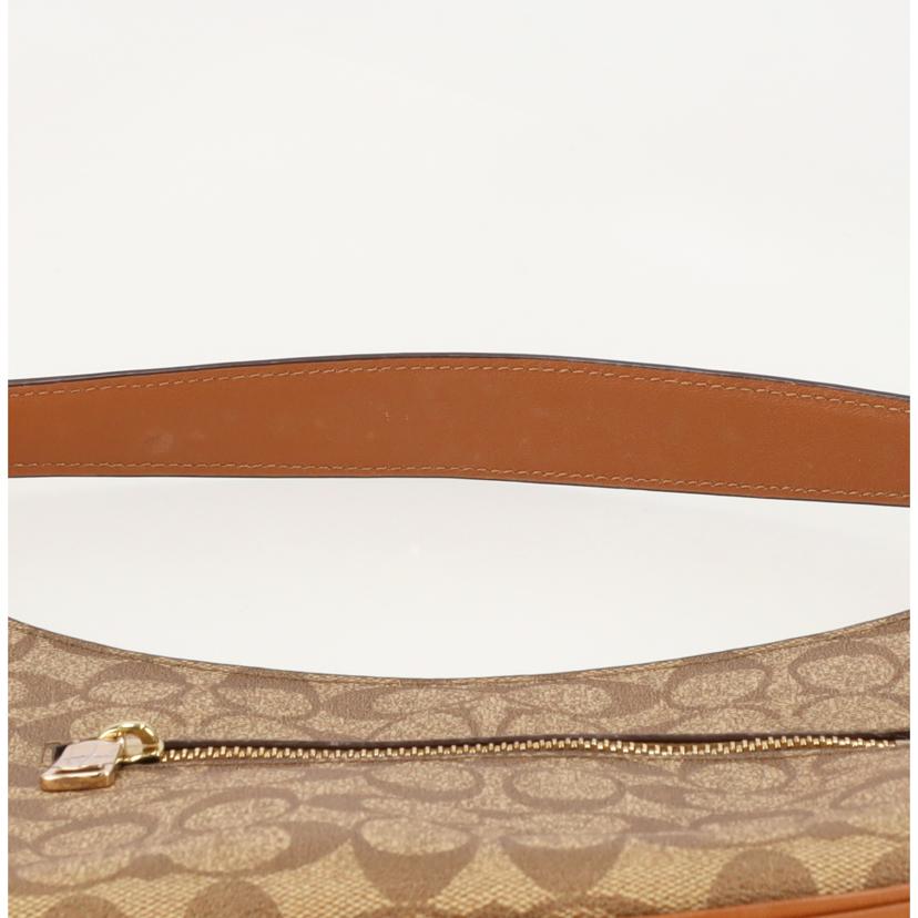 COACH コーチ/PVCセミショルダーバッグ/F58288//Aランク/70