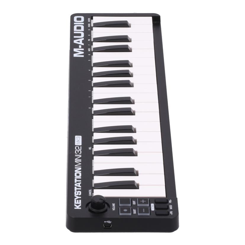 M-AUDIO エムオーディオ /MIDIキーボードコントローラー/Keystation Mini 32 MK3//B52401240156280/Bランク/77