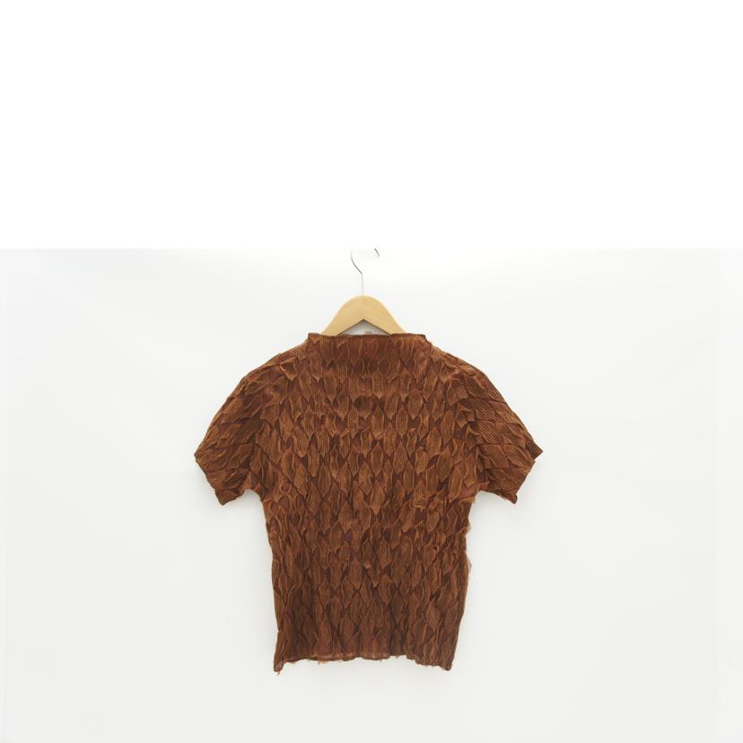 ISSEY MIYAKE イッセイミヤケ/イッセイミヤケ/シアートップス/ブラウン//Bランク/06