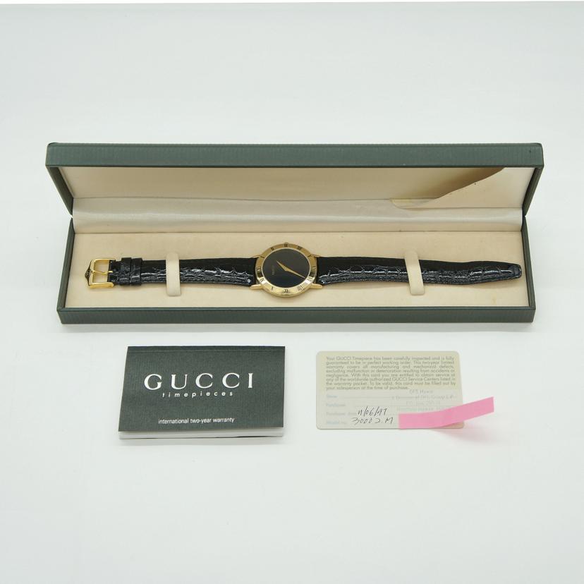 GUCCI グッチ/GUCCI/ゴールド/ブラック文字盤クォーツ/3000.2.M//055****/ABランク/06