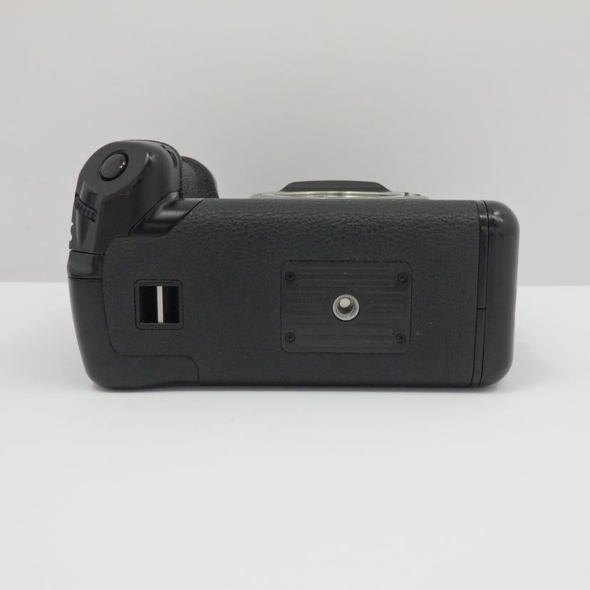 CANON キャノン/フィルムカメラ/EOS3 BP-E2//2303307/Bランク/77