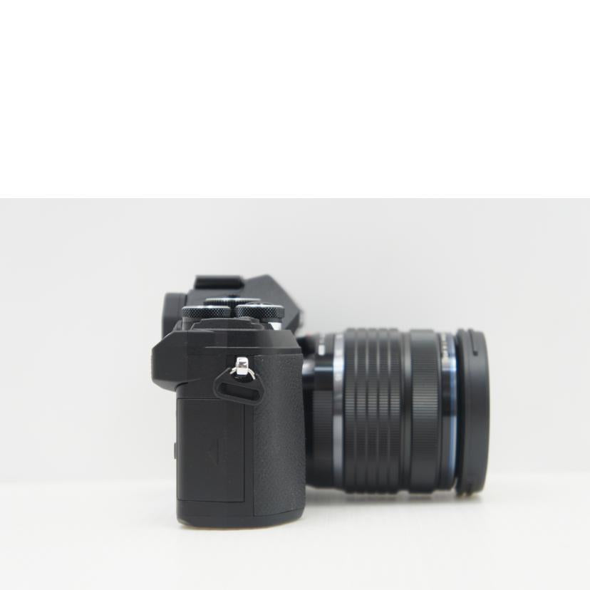 OLYMPUS オリンパス/ ミラーレス一眼/OM-5 12-45/4 PRO/ OM-5 12-45/4 PRO//BJAOA11407/Sランク/75