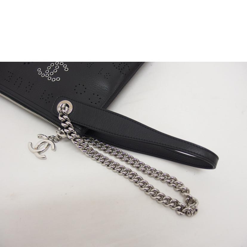 CHANEL シャネル/ココマークパンチングレザークラッチバッグ/ブラック/シルバー金具//273*****/Aランク/04