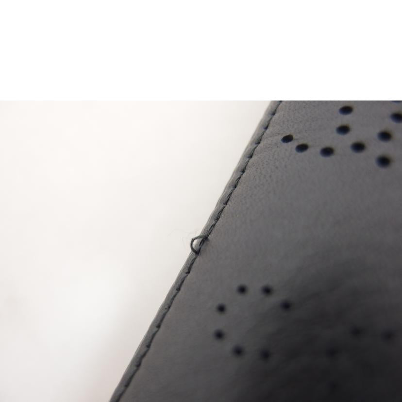 CHANEL シャネル/ココマークパンチングレザークラッチバッグ/ブラック/シルバー金具//273*****/Aランク/04