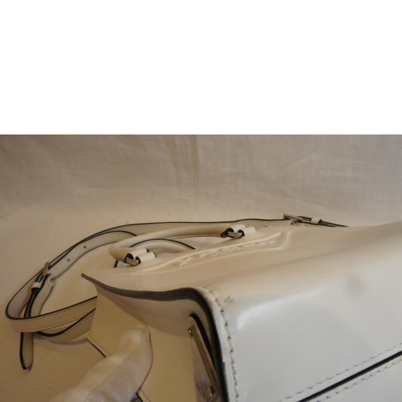 PRADA プラダ/スムースレザーエンボスロゴ2WAYホワイト/1BA333 //272*/Aランク/92