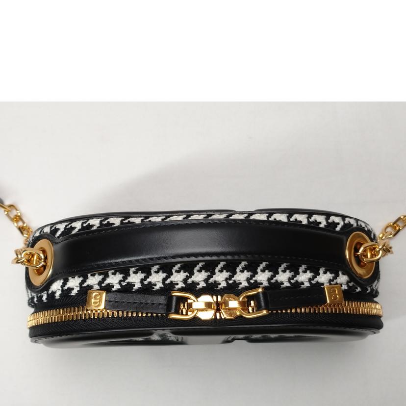 Christian Dior クリスチャンディオール/オーバル カメラバッグ//Aランク/52