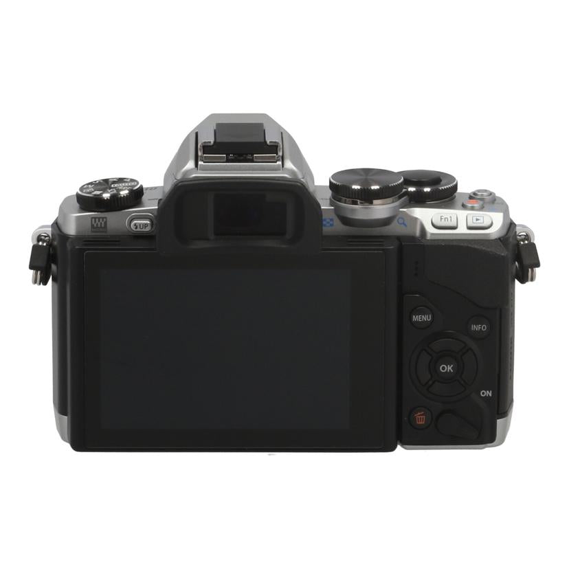 OLYMPUS オリンパス /ミラーレス一眼 ダブルズームキット/E-M10 ダブルズームキット//V5PF94988/Bランク/67