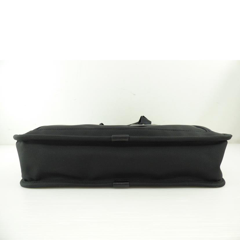 VICTORINOX ビクトリノックス/ビジネスバッグ/WAINWRIGHT 13//31 3215 01/Aランク/64