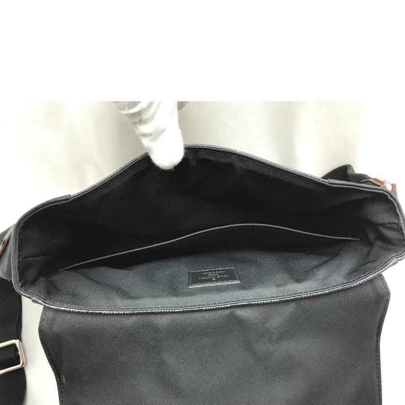 LV ルイヴィトン/ディストリクトPM NM 2018カプセルコレクション/N40040//CA2***/ABランク/51