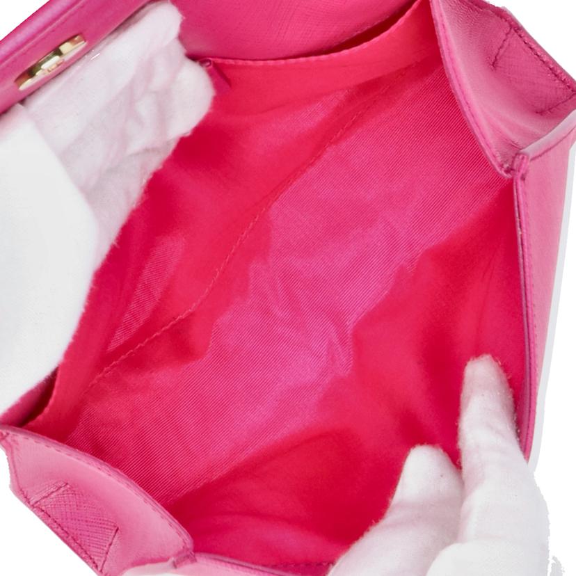 Ferragamo/Ferragamo ヴァラリボンチェーンショルダー /AU-22/B558//SAランク/78