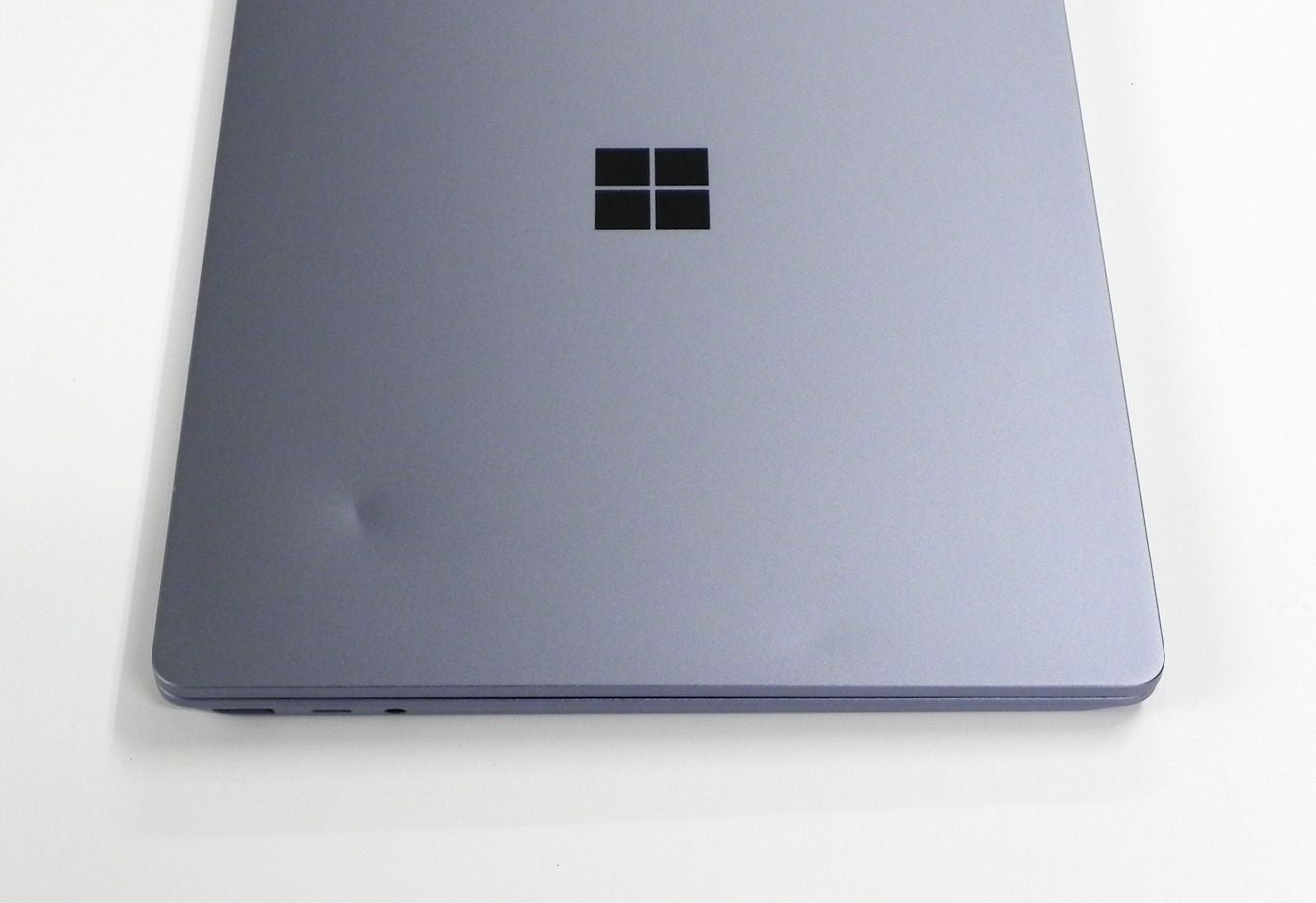 Microsoft マイクロソフト /Sueface Laptop Go3/Win11/EP2-29492 2013//0B343CQ25073GP/Bランク/81
