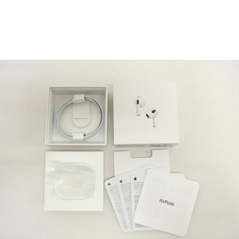 Apple アップル/AirPods 第3世代/MME73J/A//CYQQG51WWW/Aランク/04