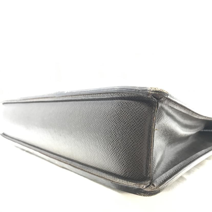 LV ルイヴィトン/ポルトドキュマン ロザン/M30058//R14***/Bランク/51