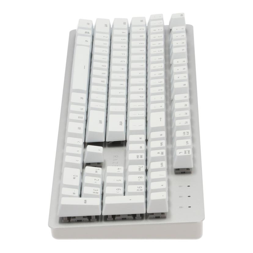 RAZER レイザー /ワイヤレスキーボード/RZ03-03070100-R3M1//IO2029F35300230/Bランク/82