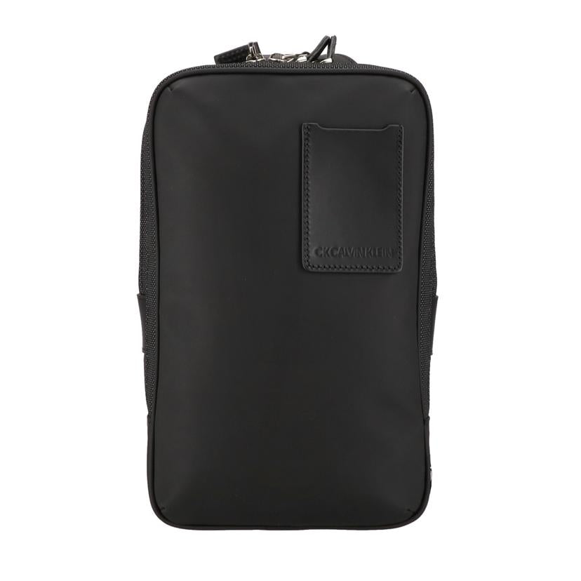 新品 CK CALVIN KLEIN ワンショルダーバッグ 定価20900円 新品 CK CALVIN KLEIN ワンショルダーバッグ 定価20900円