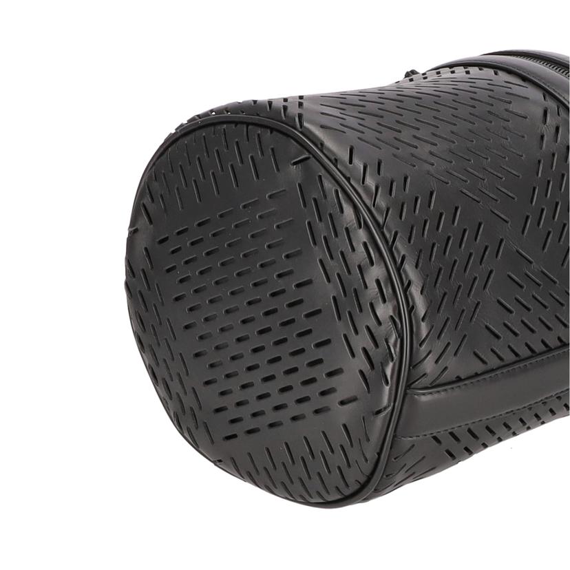 BOTTEGA VENETA ボッテガヴェネタ/パンチングレザーバケット型ショルダー/9264821109163//B07*******/Aランク/38