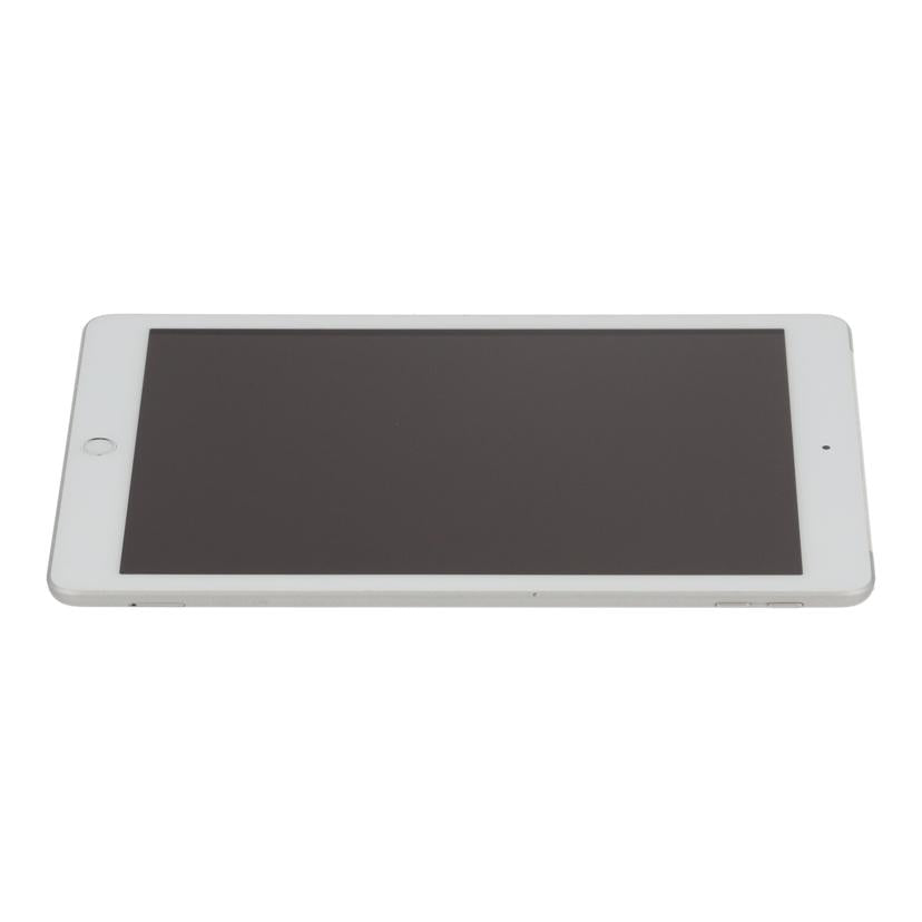 Apple docomo アップル /iPad 第6世代 32GB/MR6P2J/A//DMPWW6ZWJF8D/Bランク/67