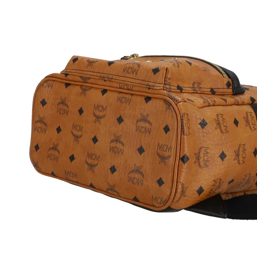 MCM MCM/スタッズロゴグラムリュック/MMK4AVE52C001//100*****/Aランク/85