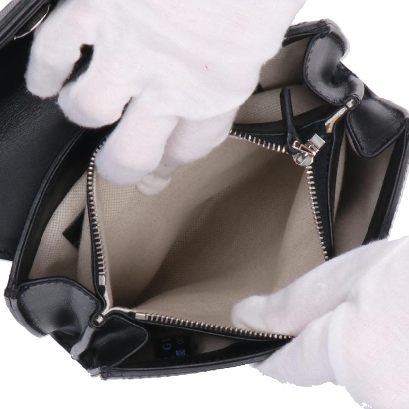 GUCCI グッチ/GGエンボスカーフスキンメッセンジャー/625782//525***/Aランク/19