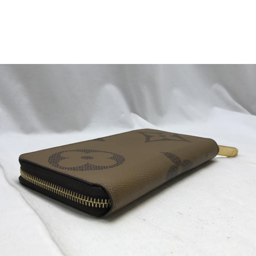 LV ルイヴィトン/モノグラム ジャイアント リバース ジッピーウォレット/M69353//CA0***/Bランク/51