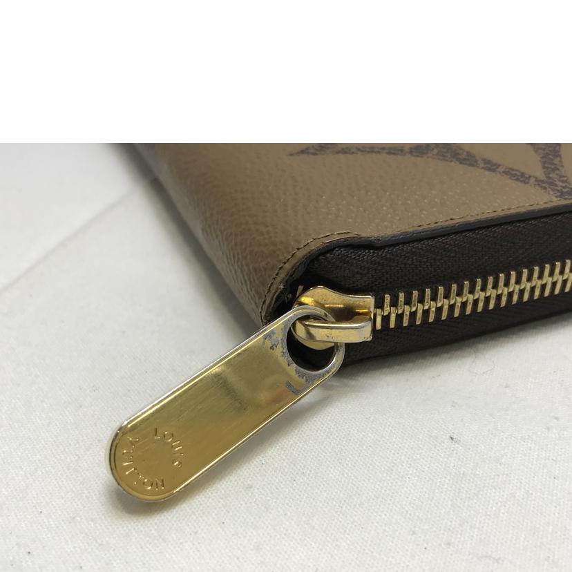 LV ルイヴィトン/モノグラム ジャイアント リバース ジッピーウォレット/M69353//CA0***/Bランク/51