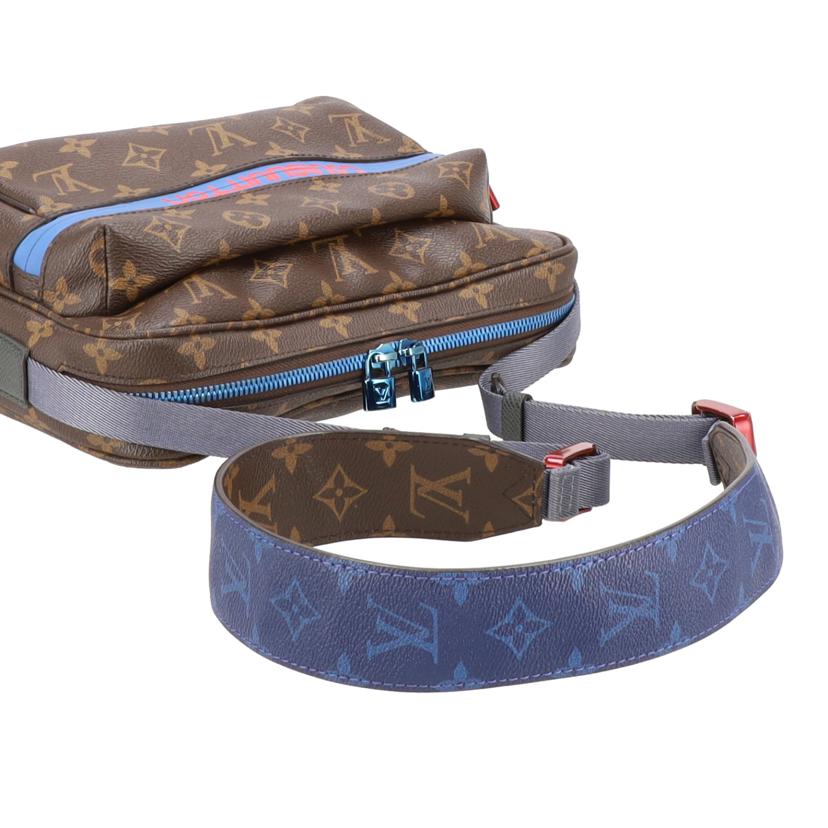 LOUIS VUITTON ルイビトン/モノグラム/メッセンジャーPM/2018SS/M43843//CA4***/ABランク/09