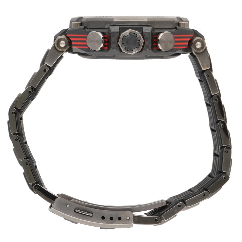 CASIO カシオ/G-SHOCK MTG-B2000 /電波ソーラー/YBD-1AJF//563*/Bランク/37