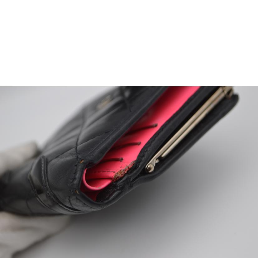 CHANEL シャネル/カンボンラインコンパクトレザー財布/A26720//139*****/Bランク/89