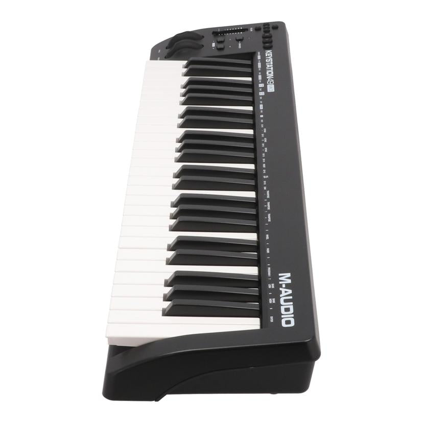 M-AUDIO エムオーディオ /MIDIキーボードコントローラー/KEYSTATION49 MK3//B52303239052310/Bランク/64