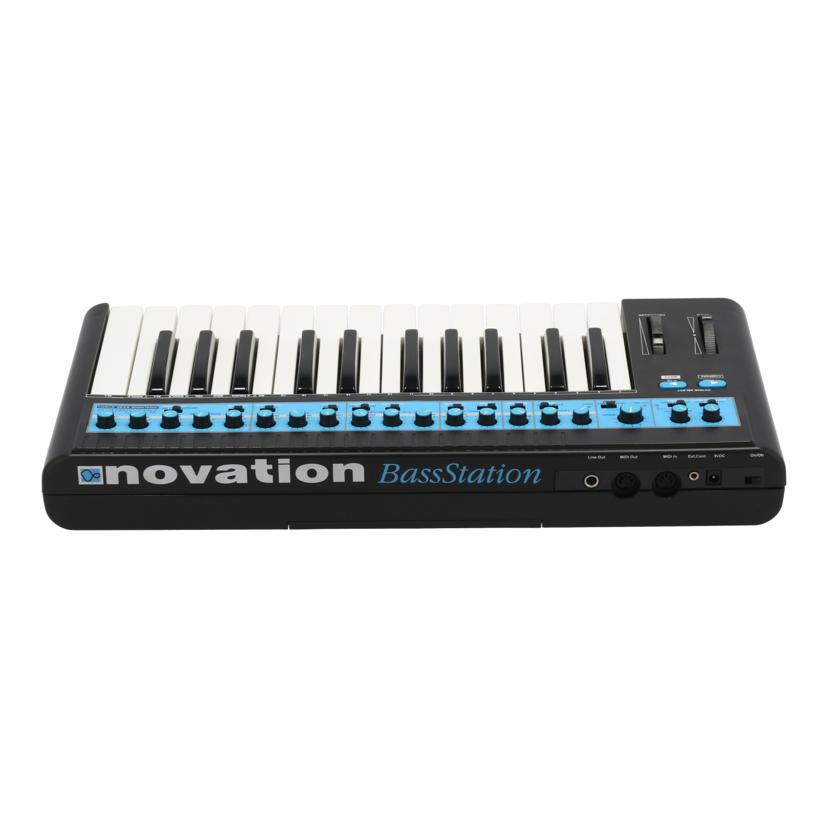 NOVATION ノベーション /アナログシンセサイザー/Bass Station//0008779/Bランク/62