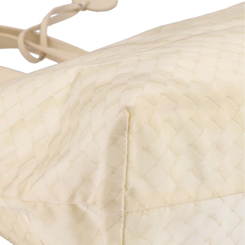BOTTEGA VENETA ボッテガヴェネタ/イントレッチオ/ナイロントートバッグ//ABランク/91