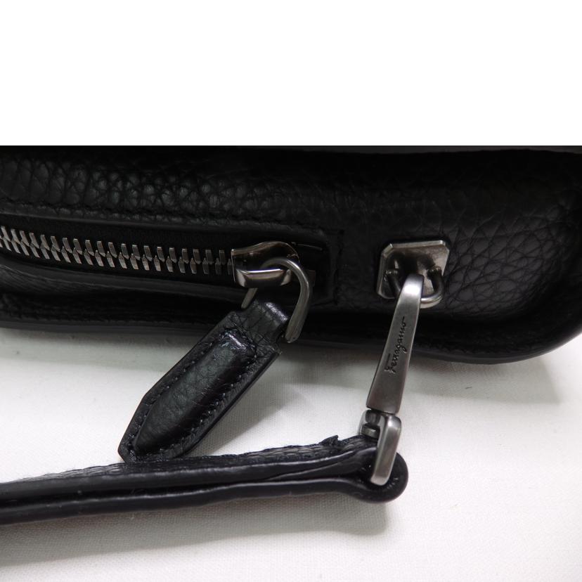 Salvatore Ferragamo サルバトーレフェラガモ/レザークラッチバッグ/セカンドバッグ/黒//FB-*******/Aランク/84