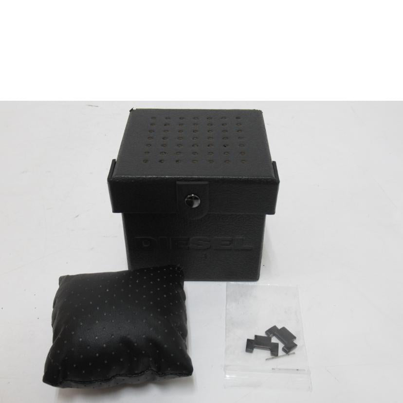 DIESEL/メンズウォッチ/クロノグラフ/クォーツ/DZ-4525//ABランク/63