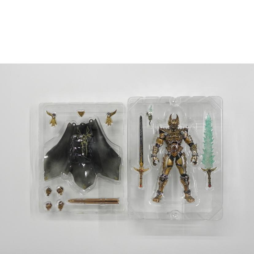 BANDAI バンダイ/魔戒可動 牙狼 黄金騎士 ガロ/GARO//Aランク/81