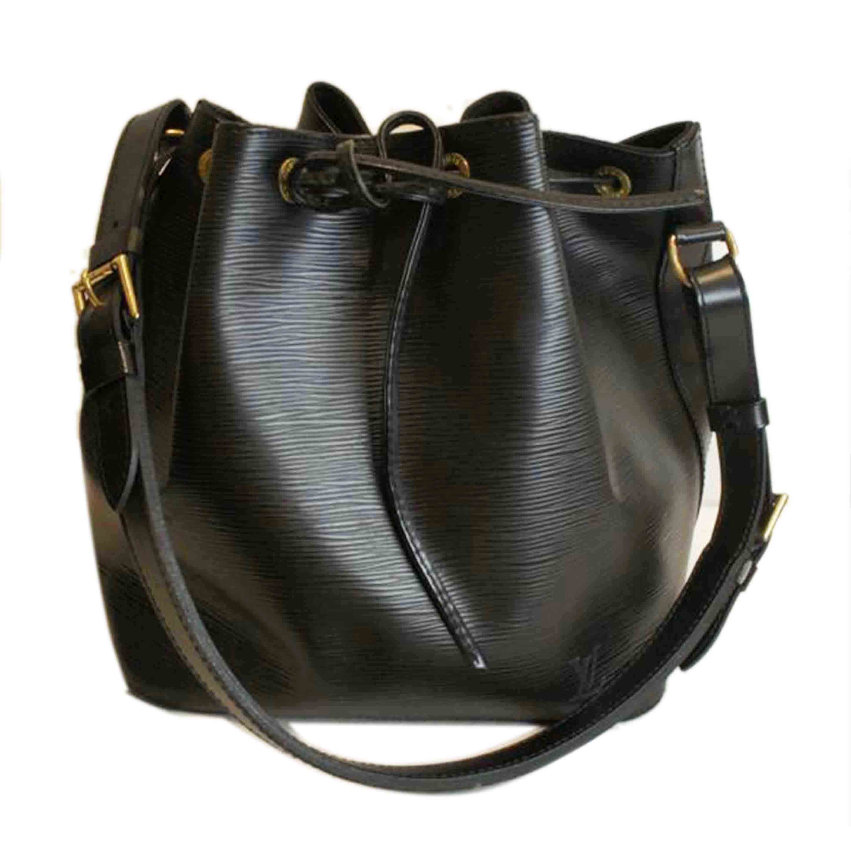 LV ルイヴィトン/プチノエ/エピ/ブラック/M59012//AR1***/Aランク/92