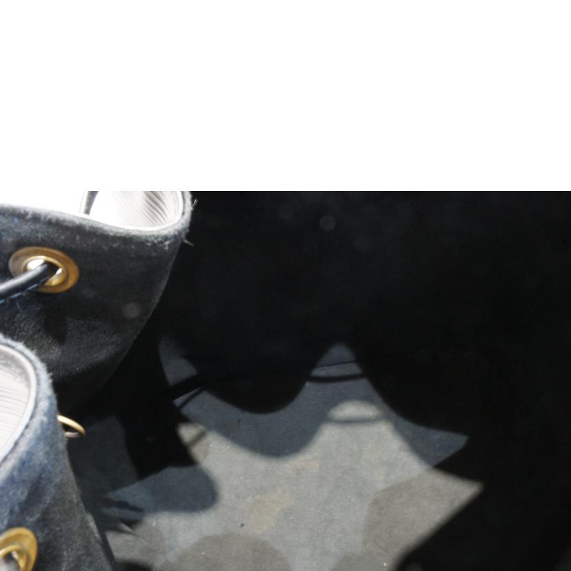 LV ルイヴィトン/プチノエ/エピ/ブラック/M59012//AR1***/Aランク/92