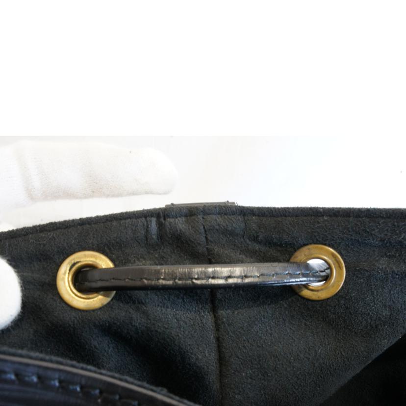 LV ルイヴィトン/プチノエ/エピ/ブラック/M59012//AR1***/Aランク/92