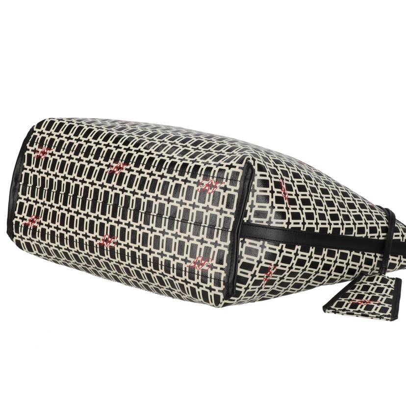 ROGER VIVIER ロジェヴィヴィエ/GRAND VIVIER ショッピングバッグ/RBWAOCA0300//Aランク/91