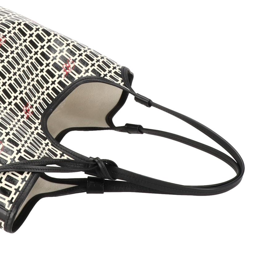 ROGER VIVIER ロジェヴィヴィエ/GRAND VIVIER ショッピングバッグ/RBWAOCA0300//Aランク/91