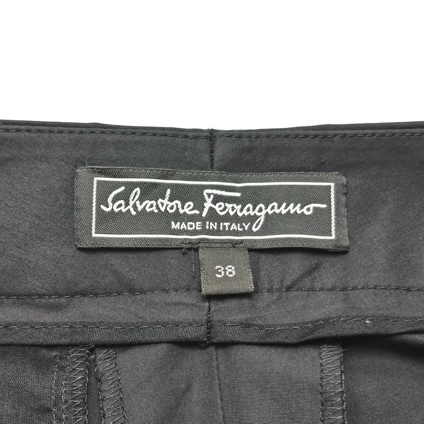 Salvatore Ferragamo サルヴァトーレ フェラガモ/テーパードパンツ//Bランク/52