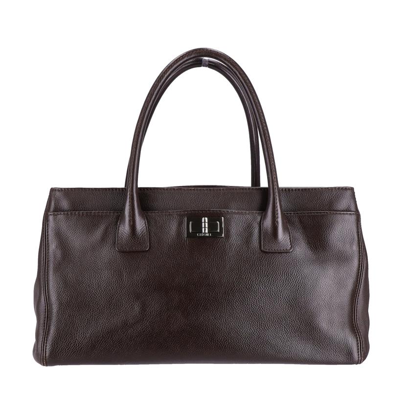 CHANEL シャネル/CHANELレザートート/ブラウン/ポーチ付//107*****/Bランク/75