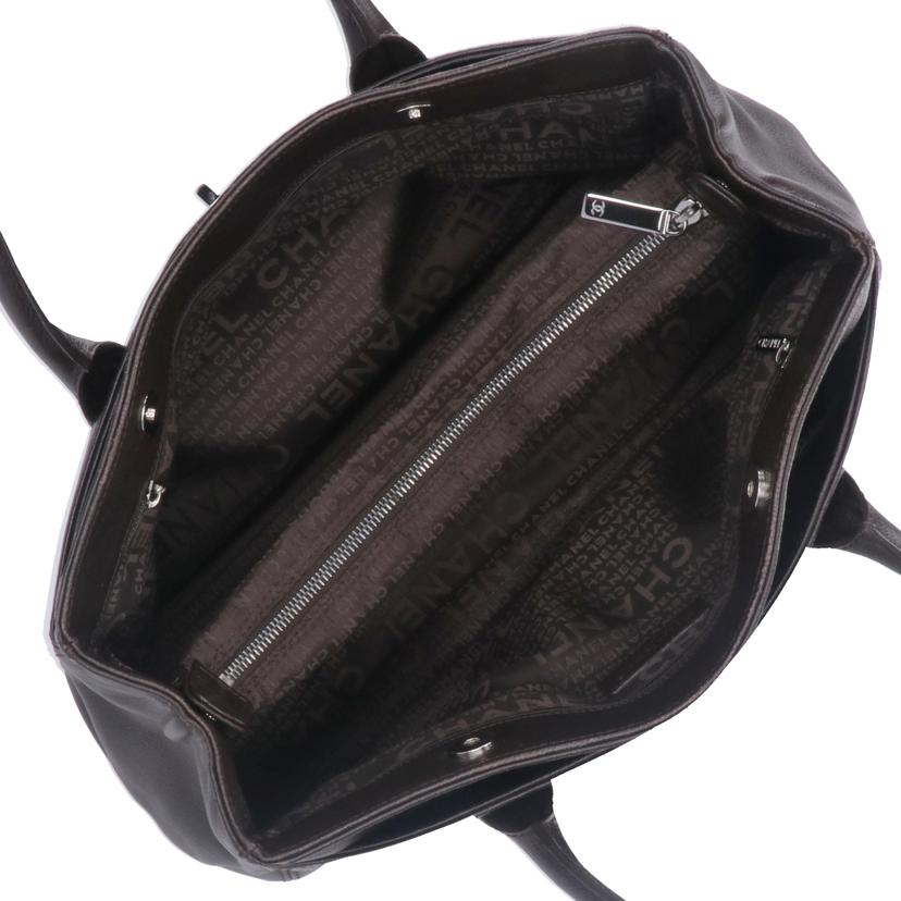 CHANEL シャネル/CHANELレザートート/ブラウン/ポーチ付//107*****/Bランク/75